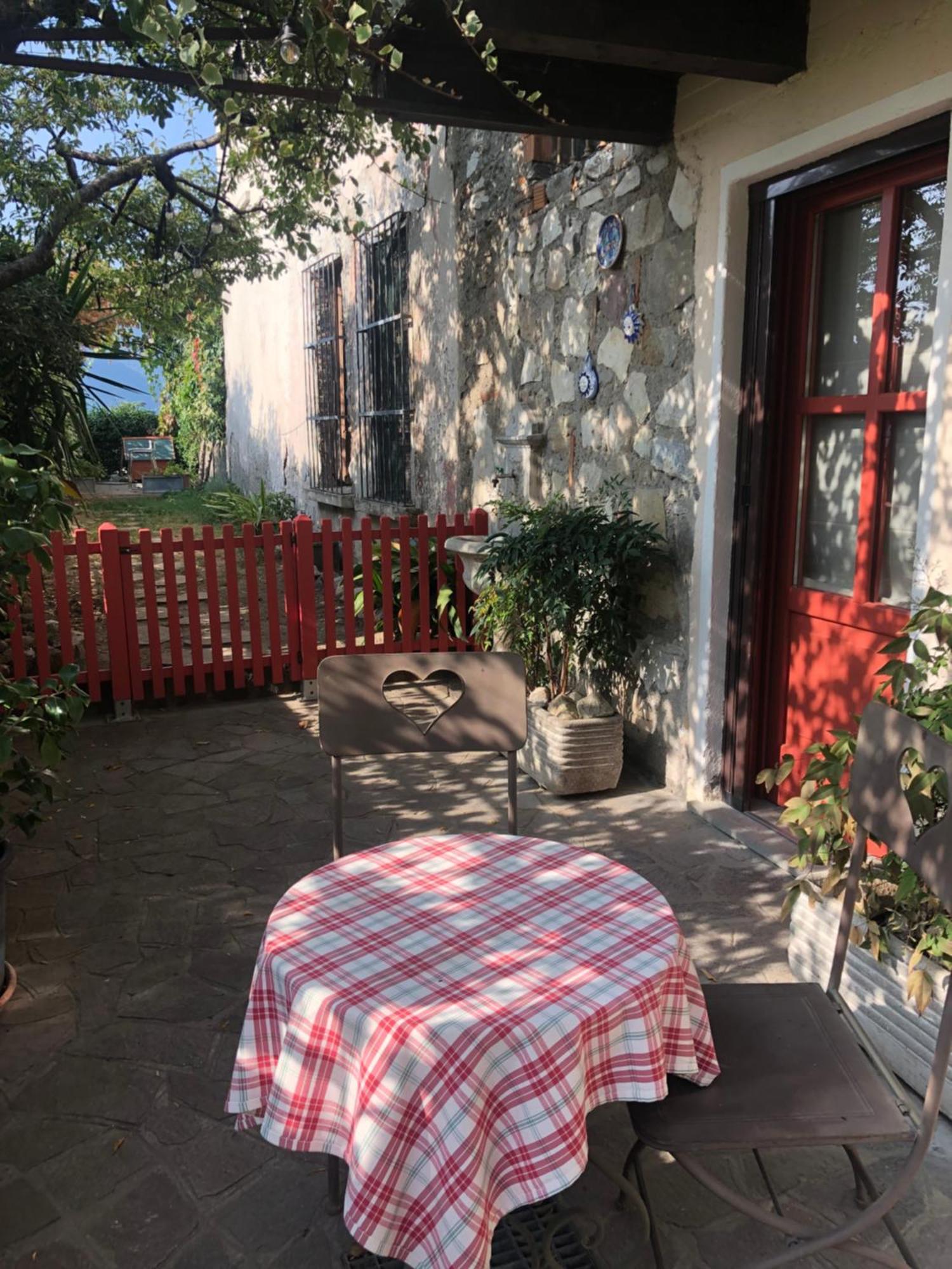Antica Casa Fenaroli Lägenhet Iseo Exteriör bild